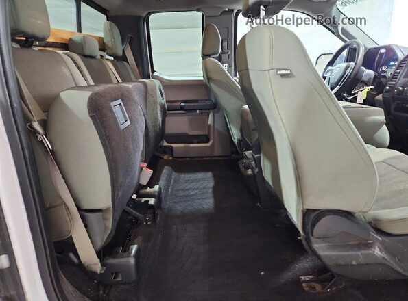 1FTEX1EP8GFC44466 2016 FORD F150 White Vista de los asientos traseros