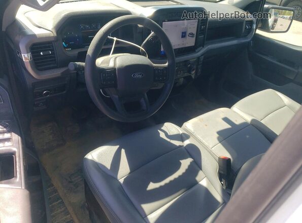 1FTEX1LP6RKE97394 2024 FORD F150 Белый Вид панели приборов