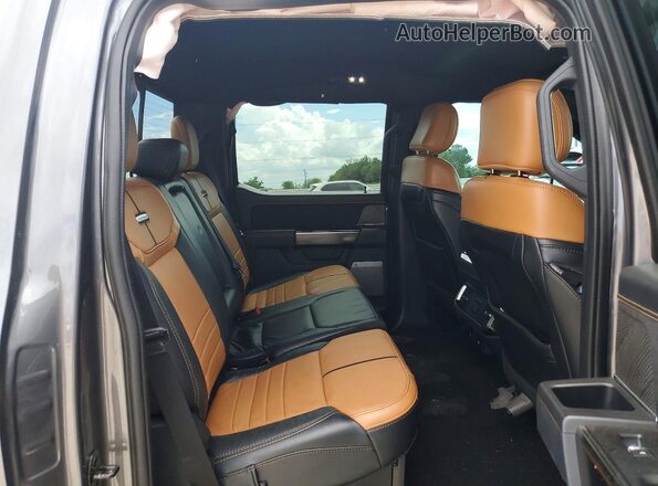 1FTFW1CD9NFB33387 2022 FORD F150 Серый Вид задних сидений