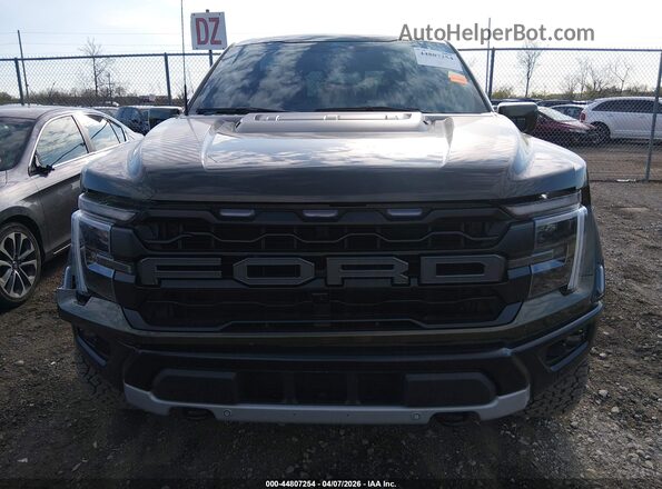 1FTFW1RG6RFC16976 2024 FORD F150 Зеленый Вид панели приборов