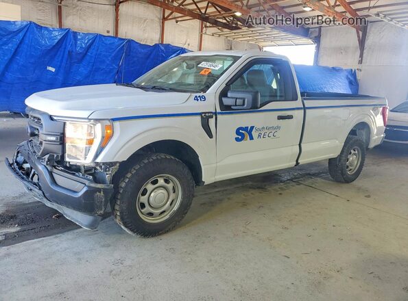 1FTMF1E57NKE03477 2022 FORD F150 Белый Передняя левая четверть