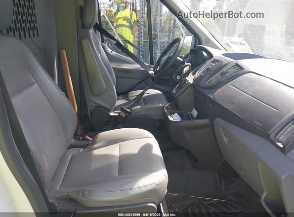 1FTYR2CM0HKA49184 2017 FORD TRANSIT-250 Белый Вид салона спереди