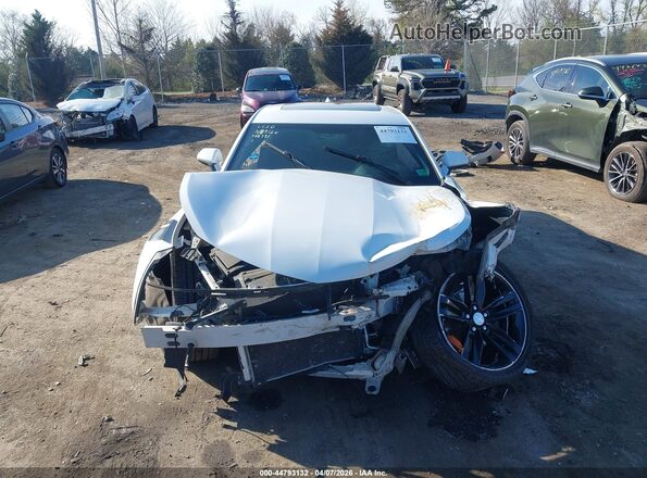 1G1FD1RS9J0143077 2018 CHEVROLET CAMARO White Widok wnętrza z tyłu