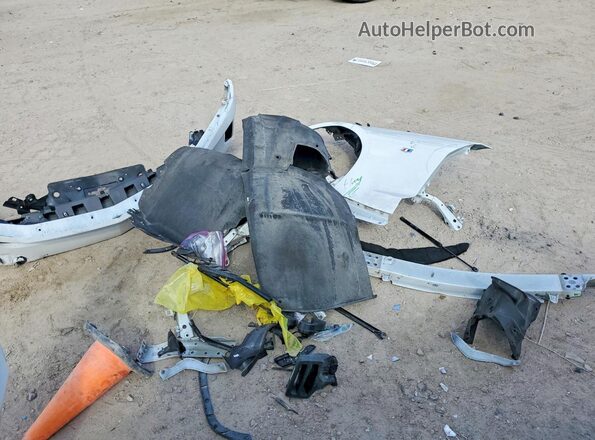 1G1FD3DX3P0159931 2023 CHEVROLET CAMARO Белый Вид подкапотного пространства