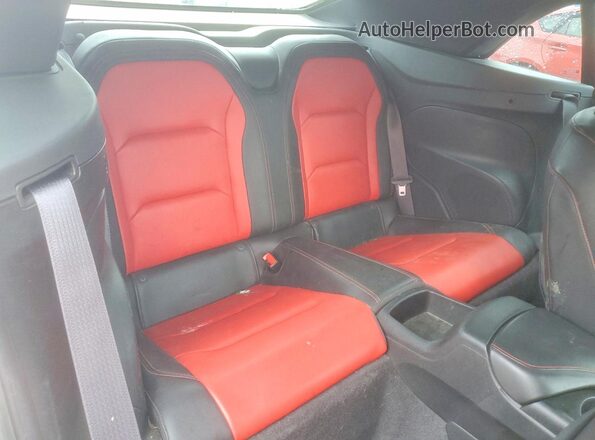 1G1FD3DX6M0138552 2021 CHEVROLET CAMARO Белый Вид задних сидений
