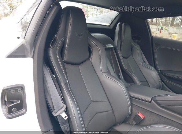 1G1YA3D48P5113473 2023 CHEVROLET CORVETTE White Widok naklejki z numerem VIN