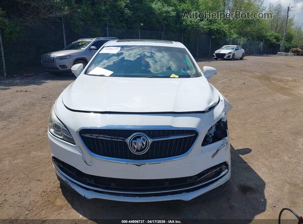 1G4ZP5SS4JU144302 2018 BUICK LACROSSE Белый Вид задней части салона