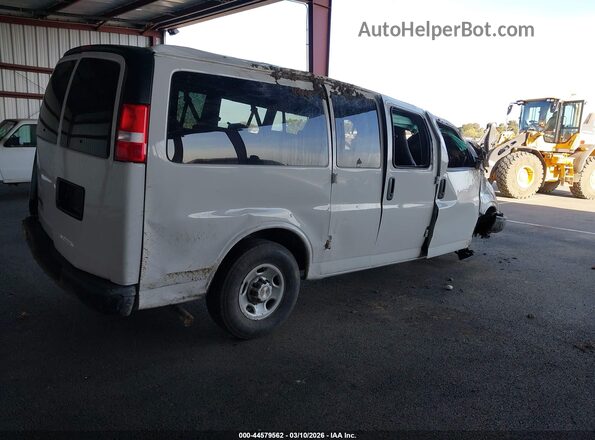 1GAWGEFP9S1263133 2025 CHEVROLET EXPRESS Белый Задняя правая четверть