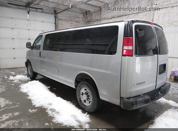1GAZGNFP4P1105982 2023 CHEVROLET EXPRESS Gray Tył lewy