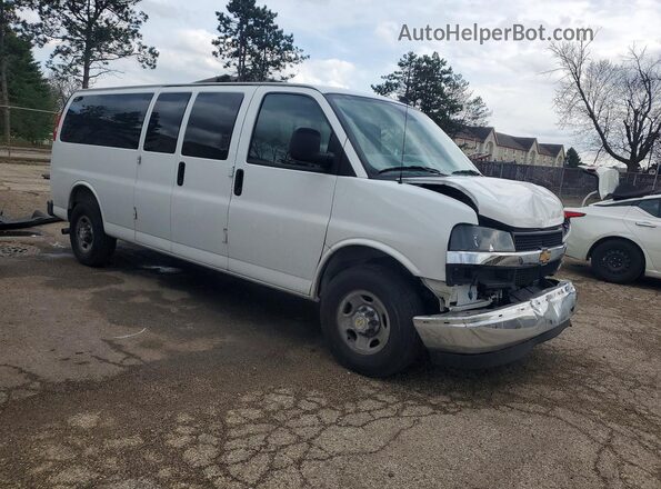 1GAZGPF71S1165061 2025 CHEVROLET EXPRESS Белый Передняя правая четверть