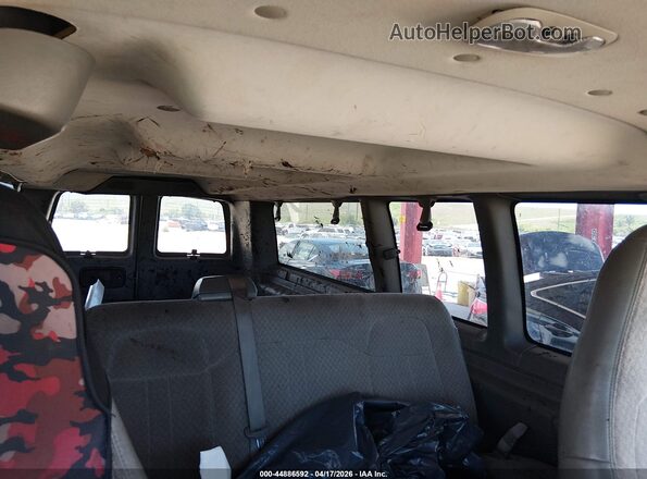 1GAZGPFP4K1145998 2019 CHEVROLET EXPRESS White Widok naklejki z numerem VIN
