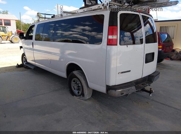 1GAZGPFP4K1145998 2019 CHEVROLET EXPRESS White Tył lewy