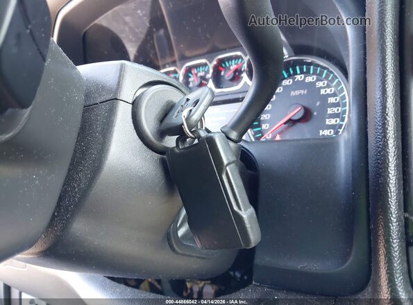 1GCPCREC1JF212451 2018 CHEVROLET SILVERADO Белый Вид панели приборов