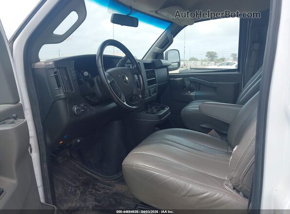 1GCWGAFP1P1112438 2023 CHEVROLET EXPRESS White Vista interior de 360 grados