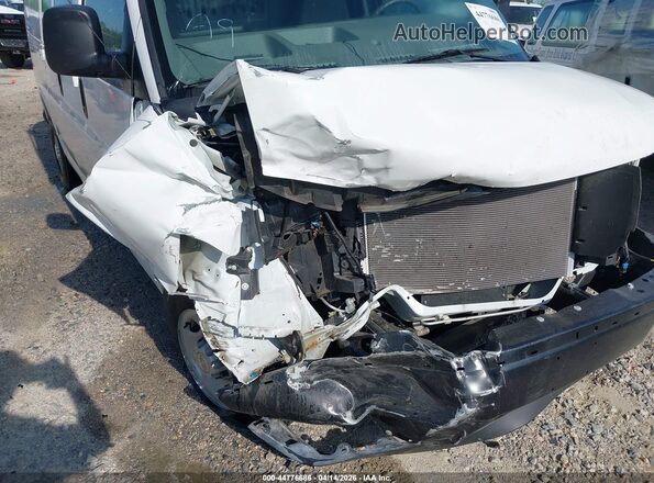 1GCWGAFP3S1130853 2025 CHEVROLET EXPRESS White Вид задньої частини салону