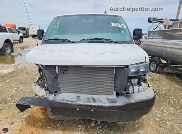 1GCWGAFP4S1209593 2025 CHEVROLET EXPRESS White Widok z przodu