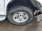 2025 Chev Express G2500 Белый vin: 1GCWGAFP9S1195285 Damage: Rf Axle Assembly, Broken, Replacement Required