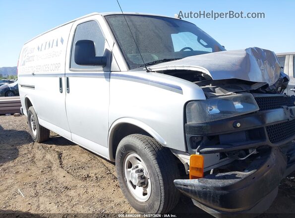 1GCWGAFPXM1201307 2021 CHEVROLET EXPRESS Silver Przód prawy