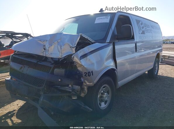 1GCWGAFPXM1201307 2021 CHEVROLET EXPRESS Silver Przód lewy