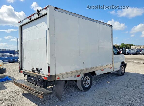 1GD07RFP7N1138880 2022 GMC SAVANA White Tył prawy