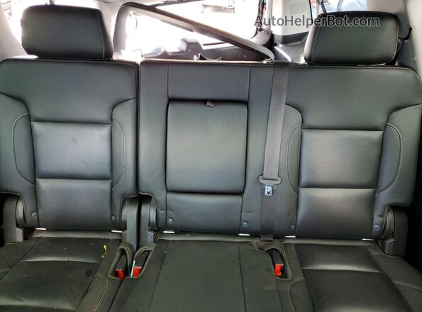 1GKS1GKC2LR135958 2020 GMC YUKON Белый Вид задних сидений