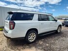 2023 Chevrolet Suburban C1500 Premier Белый vin: 1GNSCFKD1PR365772 Damage: Right Qtr Panel, Heavy Scratch, 1/8 To 1/2 Inch