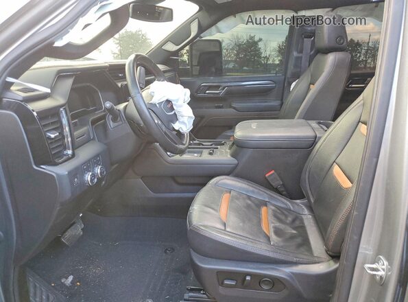 1GT19PEY3RF187973 2024 GMC SIERRA Серый Вид салона спереди