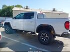 2024 Gmc Canyon 4wd At4x White vin: 1GTP6EEK1R1136388
