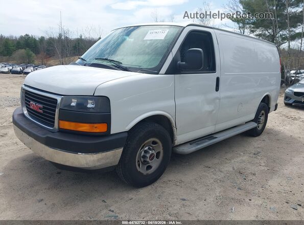 1GTW7AFF0H1908641 2017 GMC SAVANA 2500 White Vista tres cuartos delantera izquierda