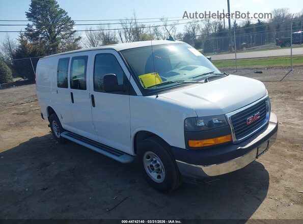 1GTW7AFP3R1240084 2024 GMC SAVANA CARGO Белый Передняя правая четверть