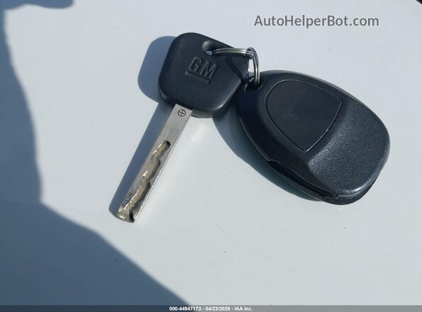 1GTW7AFP9J1275233 2018 GMC SAVANA 2500 Белый Вид панели приборов