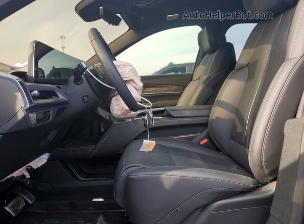 1GYC3NMLXTZ700124 2026 CADILLAC VISTIQ Black Widok wnętrza z przodu