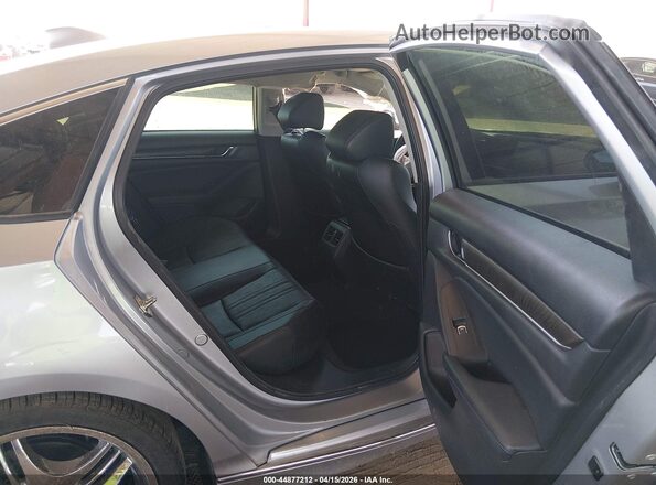 1HGCV1F68JA045636 2018 HONDA ACCORD Серебряный Вид наклейки с VIN-кодом