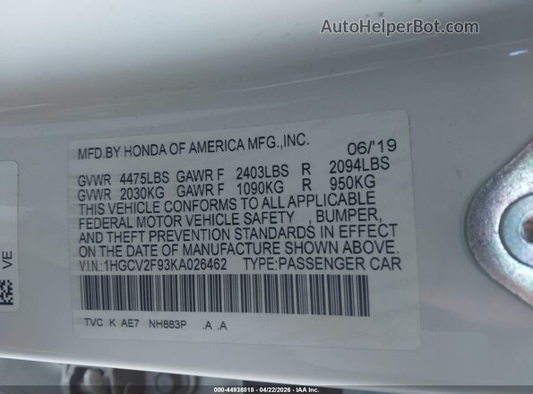 1HGCV2F93KA026462 2019 HONDA ACCORD White Vista del compartimento del motor