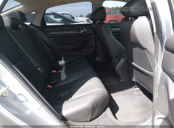 1HGCV3F9XKA004867 2019 HONDA ACCORD HYBRID Silver VIN კოდის სტიკერის ხედი