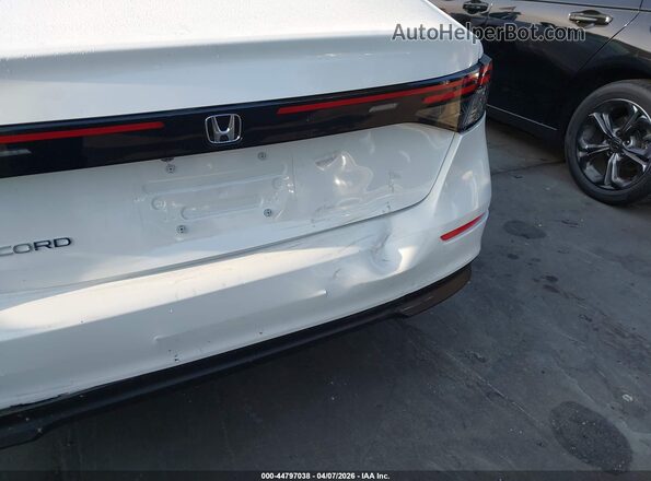 1HGCY1F44SA069553 2025 HONDA ACCORD White Widok z przodu