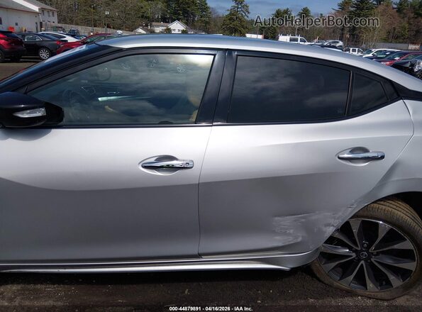 1N4AA6AP2GC421989 2016 NISSAN MAXIMA Silver Widok wnętrza 360 stopni