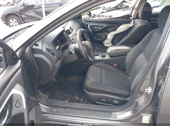 1N4AL3AP1HC253126 2017 NISSAN ALTIMA Gray Front interior view
