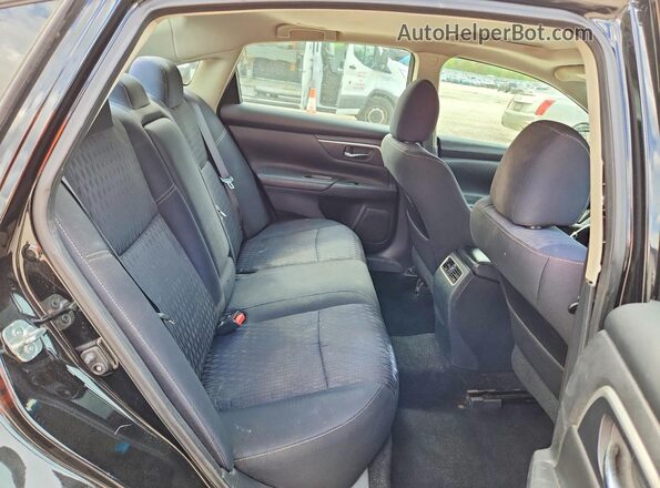 1N4AL3AP1JC147040 2018 NISSAN ALTIMA Black Widok tylnych siedzeń