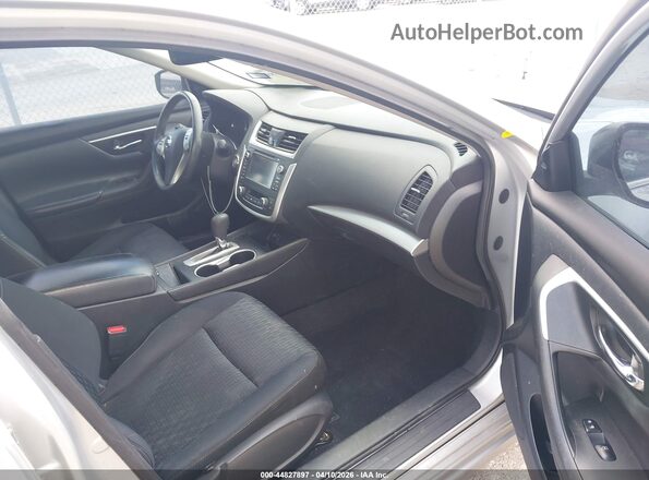 1N4AL3AP2HC130239 2017 NISSAN ALTIMA Silver წინა სალონის ხედი