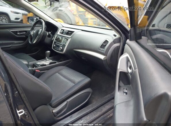 1N4AL3AP2HC224413 2017 NISSAN ALTIMA Blue Widok wnętrza z przodu
