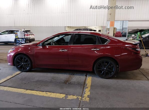 1N4AL3AP2HC227926 2017 NISSAN ALTIMA Maroon Vista interior de 360 grados