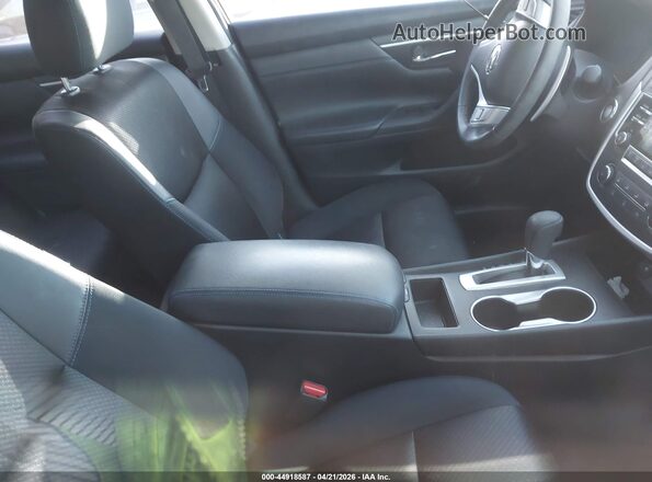 1N4AL3AP3HC149768 2017 NISSAN ALTIMA Gray Вид салону спереду