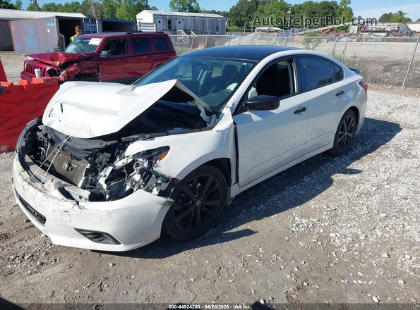 1N4AL3AP3HC202064 2017 NISSAN ALTIMA White Front left