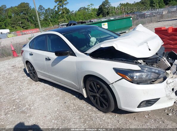 1N4AL3AP3HC202064 2017 NISSAN ALTIMA White Front right