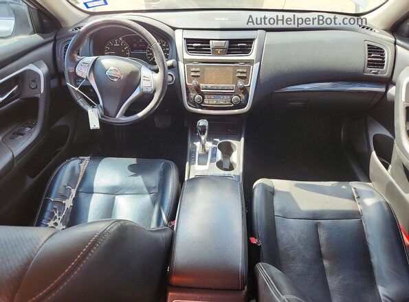 1N4AL3AP7JC157510 2018 NISSAN ALTIMA Silver Vista del salpicadero
