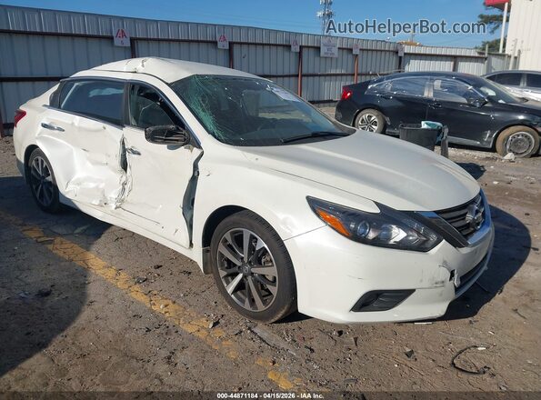 1N4AL3AP8HC157946 2017 NISSAN ALTIMA White წინა მარჯვენა