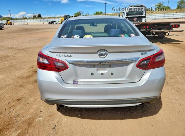1N4AL3AP8HC158000 2017 NISSAN ALTIMA Silver Rear view
