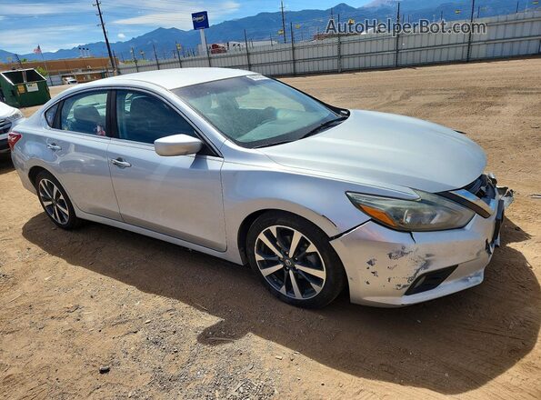 1N4AL3AP8HC158000 2017 NISSAN ALTIMA Silver Front right