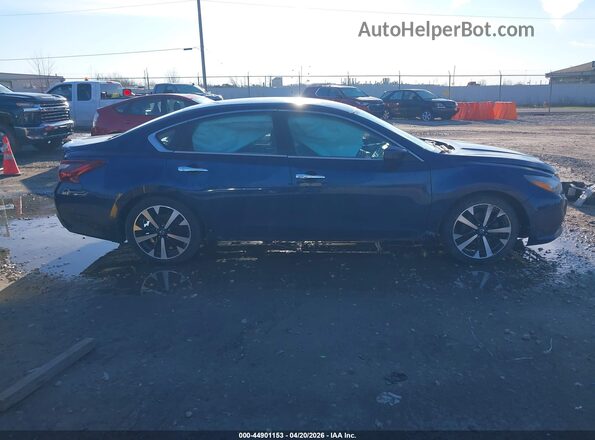 1N4AL3AP8JC475300 2018 NISSAN ALTIMA Blue Widok wnętrza z tyłu